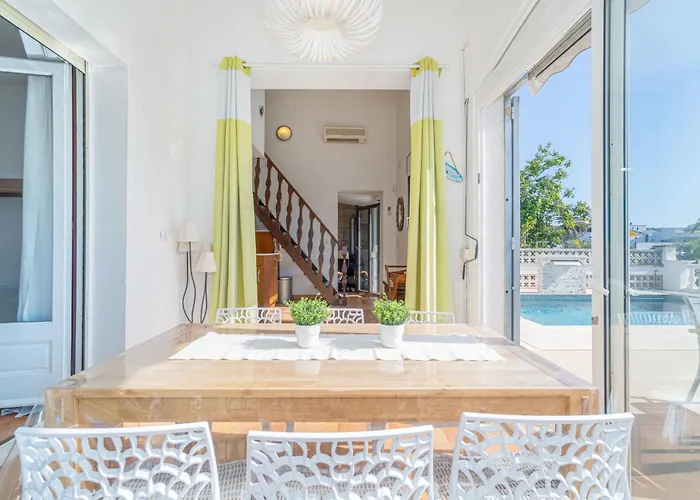 Apart-Rent Casa Flamicell 0042 Al Canal Con Piscina